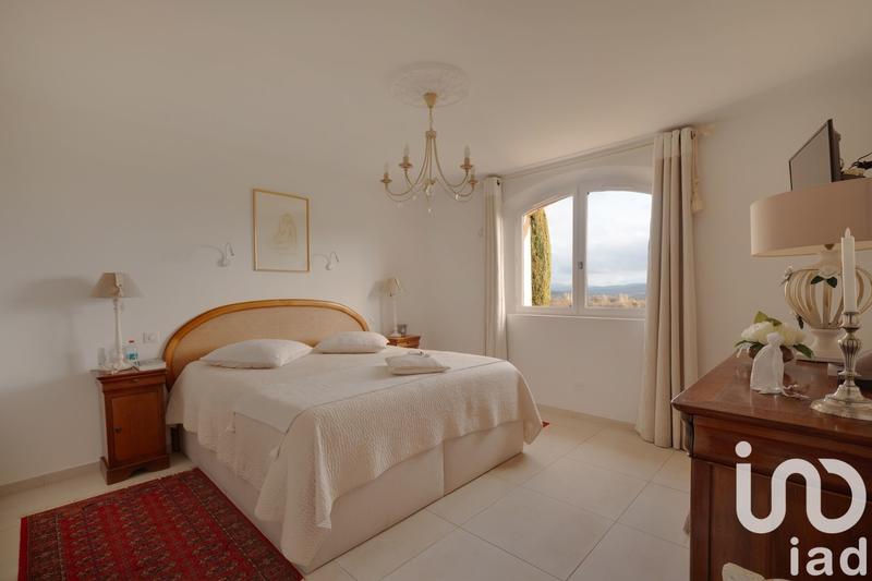 Maison - 188 m² - 6 pièces