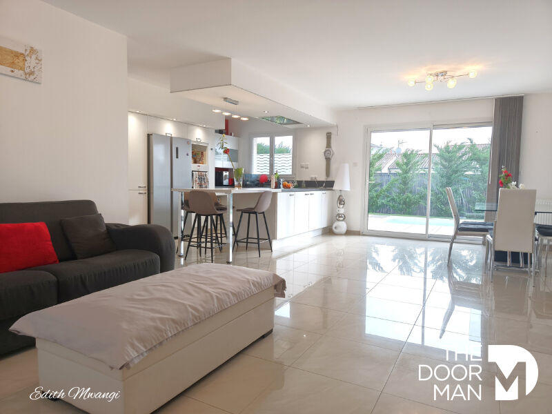 Maison - 100 m² - 5 pièces