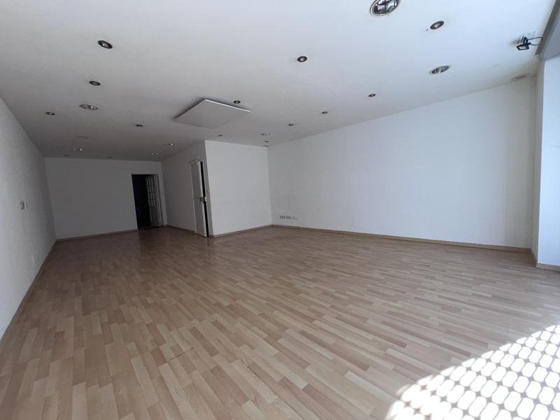 Local d'activités - 61 m² - 2 pièces