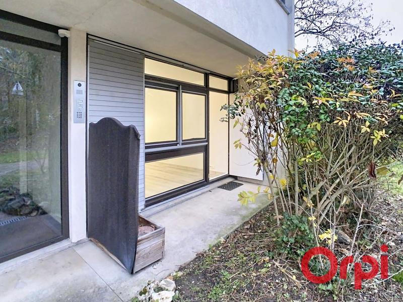 Appartement - 15 m² - 2 pièces