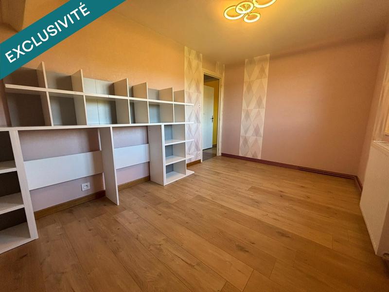Maison - 222 m² - 8 pièces