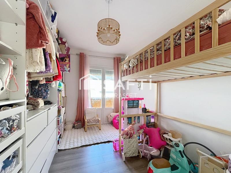 Appartement - 90 m² - 4 pièces