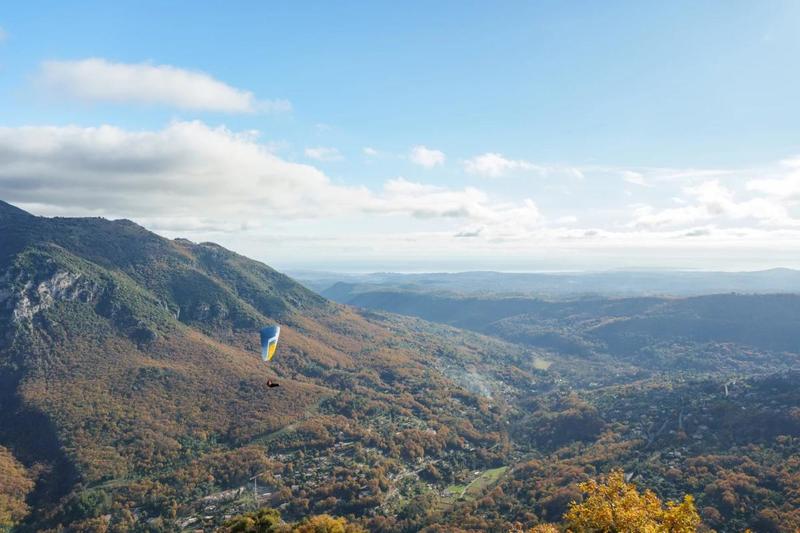 Appartement - 90 m² - 3 pièces