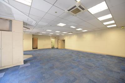 Local commercial - 200 m²