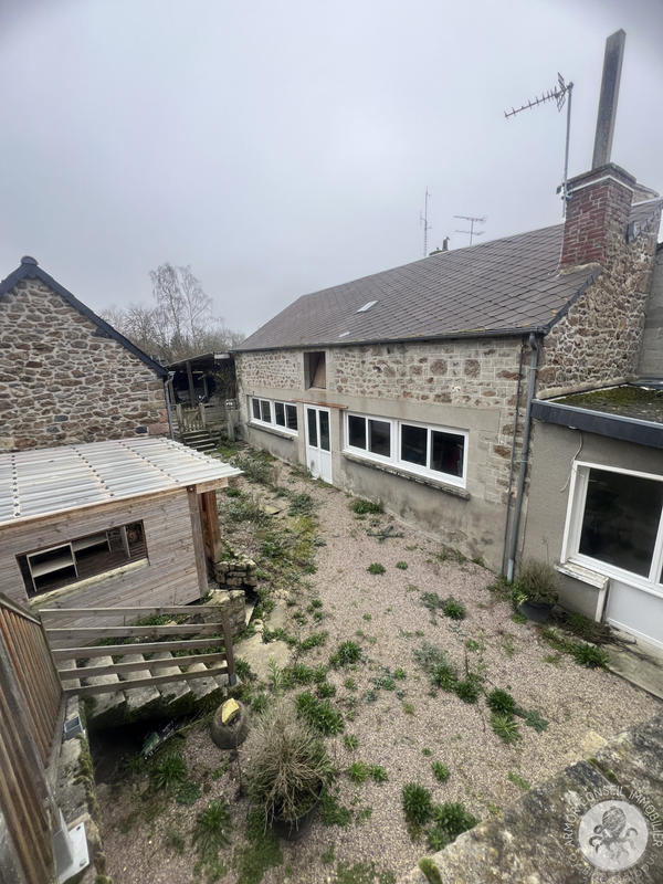 Maison - 176 m² - 7 pièces