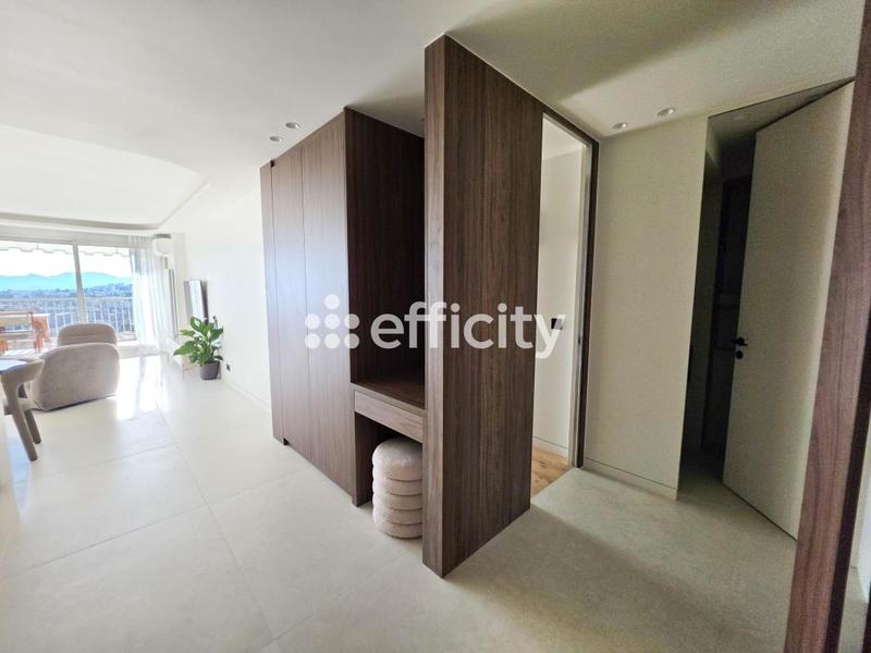 Appartement - 90 m² - 3 pièces