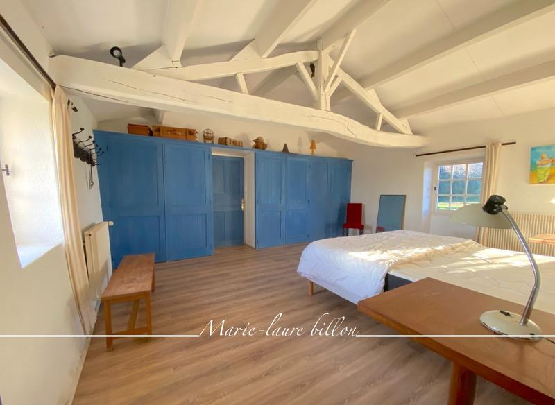 Maison - 440 m² - 8 pièces