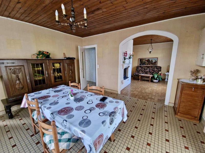 Maison - 86 m² - 6 pièces