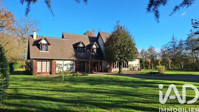 Maison - 186 m² - 8 pièces