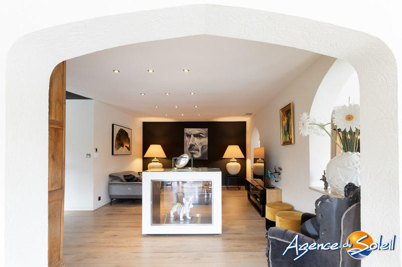 Maison - 148 m² - 5 pièces