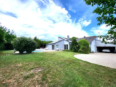 Maison - 160 m² - 6 pièces