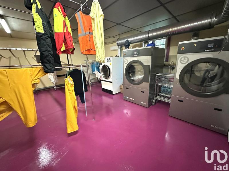 Local commercial - 200 m²