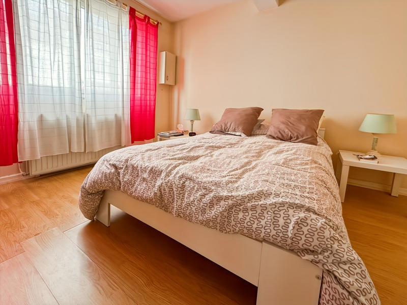 Maison - 185 m² - 7 pièces