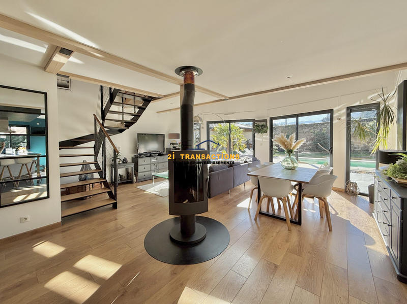 Villa - 160 m² - 5 pièces