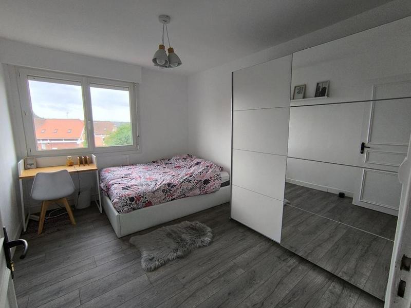 Appartement - 99 m² - 6 pièces