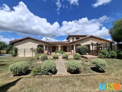 Maison - 175 m² - 5 pièces