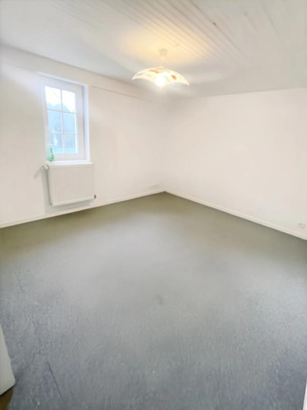 Maison - 235 m² - 7 pièces