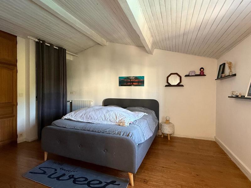 Maison - 265 m² - 7 pièces