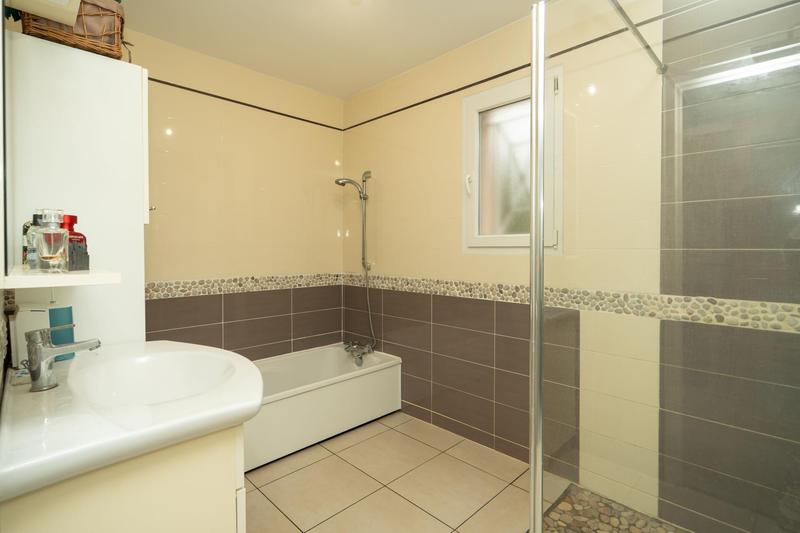 Maison - 134 m² - 5 pièces