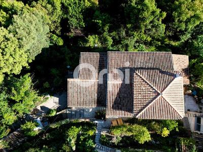 Villa - 177 m² - 6 pièces