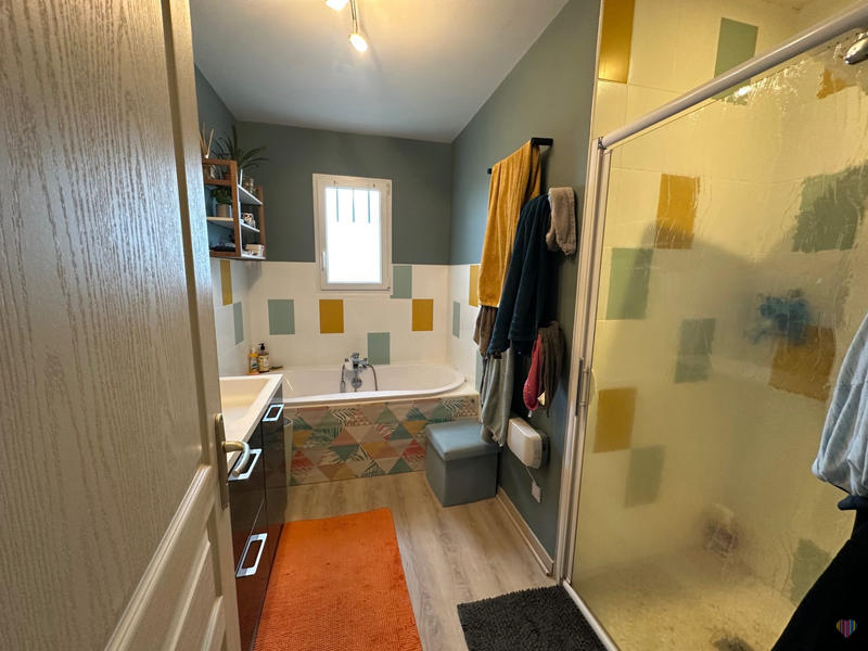 Maison - 100 m² - 4 pièces