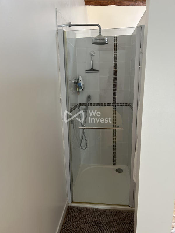 Maison - 185 m² - 10 pièces