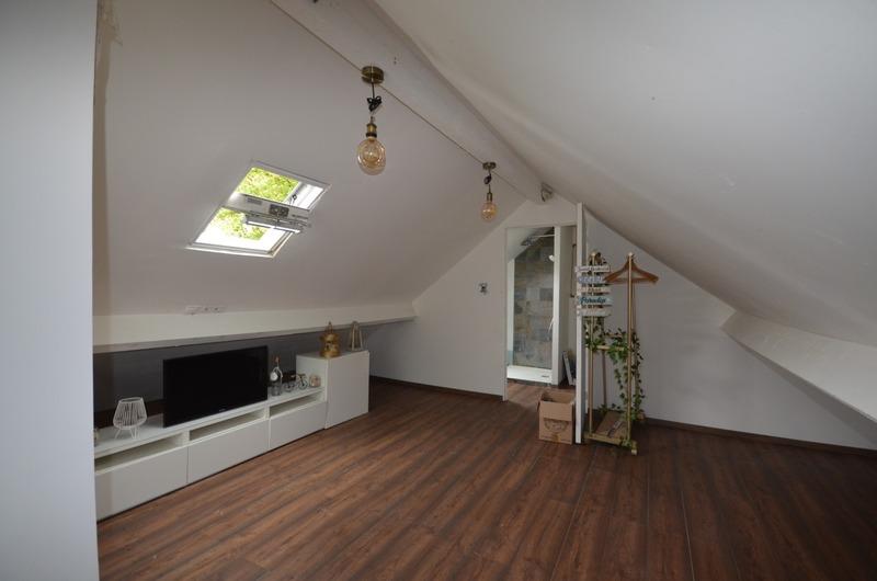 Maison - 248 m² - 6 pièces