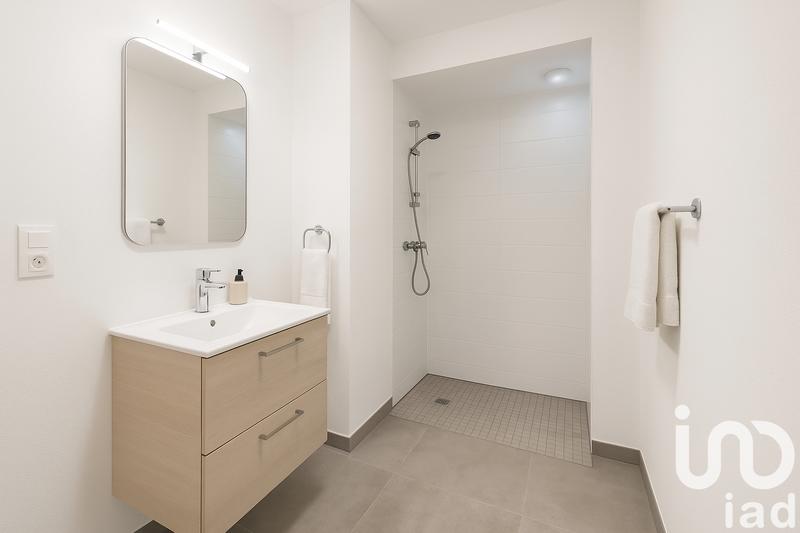 Maison - 121 m² - 6 pièces