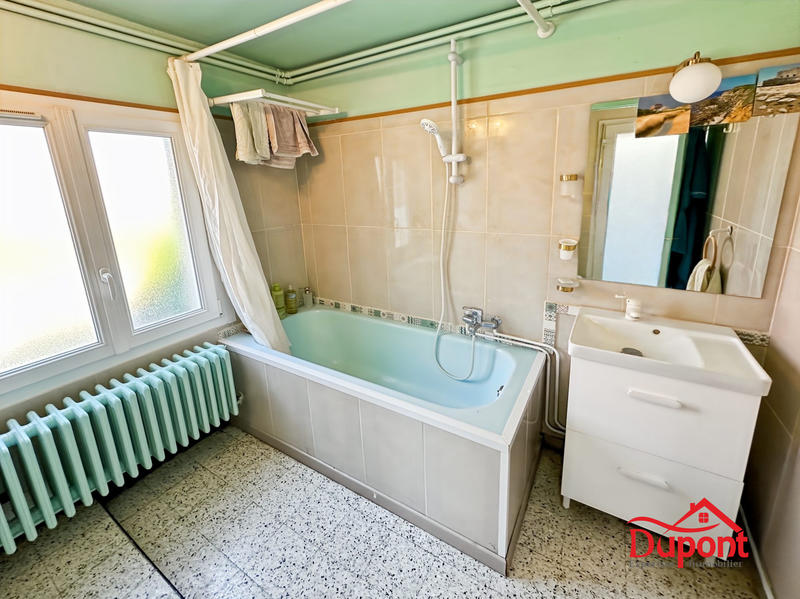 Maison - 90 m² - 6 pièces