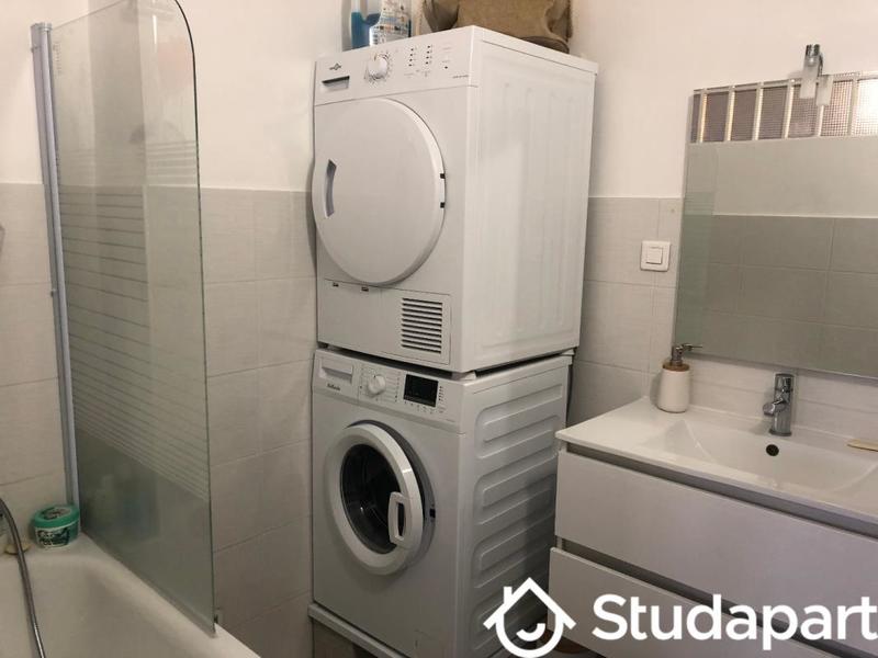 Chambre - 12 m² - 1 pièce