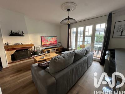 Maison - 93 m² - 4 pièces