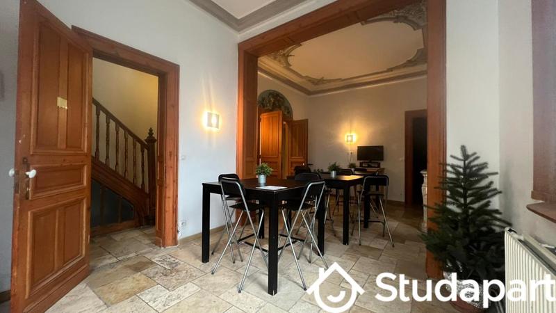 Chambre - 15 m² - 1 pièce