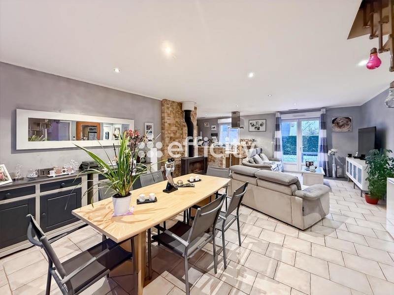 Maison - 100 m² - 5 pièces