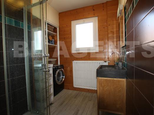 Appartement - 70 m² - 4 pièces