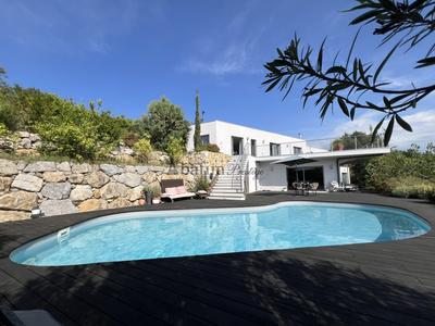 Château - 350 m² - 13 pièces