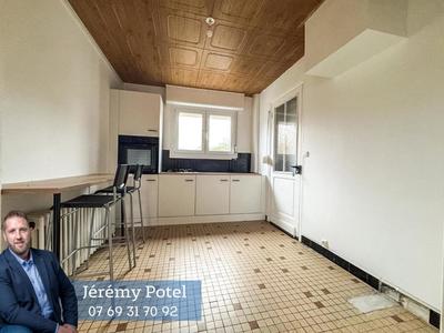 Maison - 81 m² - 5 pièces