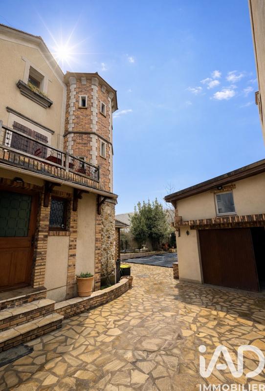 Maison - 120 m² - 6 pièces