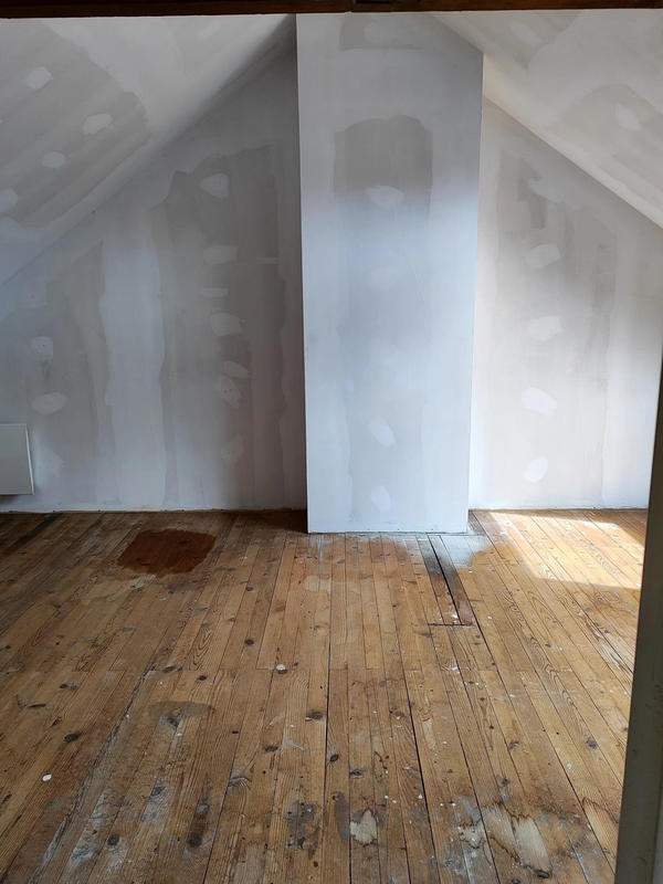 Maison traditionnelle - 92 m² - 4 pièces