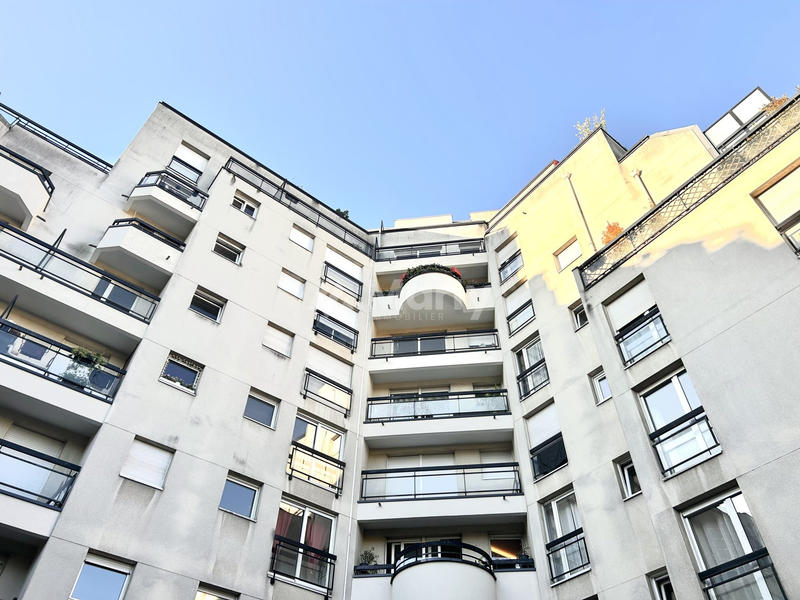 Appartement - 80 m² - 3 pièces