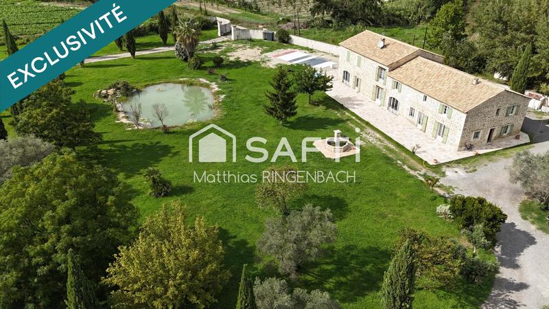 Maison - 458 m² - 15 pièces