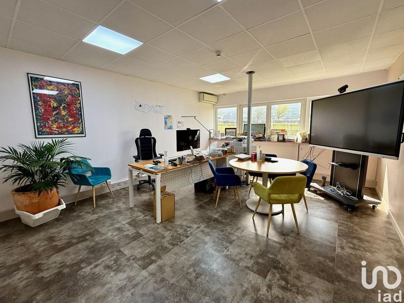 Local commercial - 2 054 m²