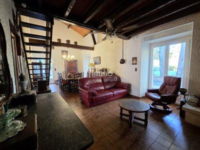 Maison - 206 m² - 10 pièces