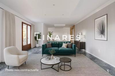 Villa - 260 m² - 7 pièces