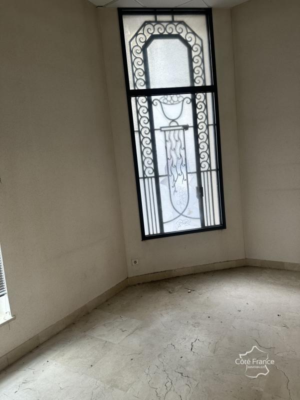 Local commercial - 348 m²