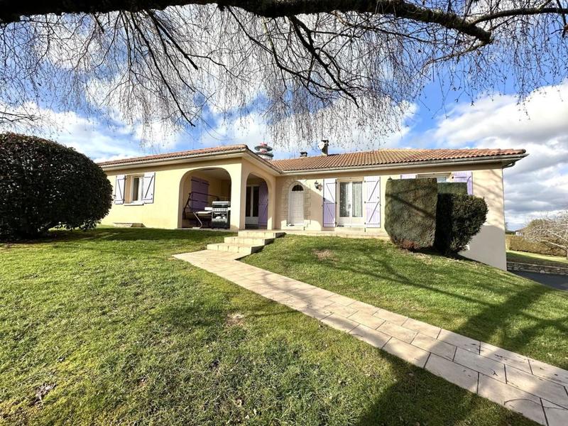 Pavillon - 138 m² - 7 pièces