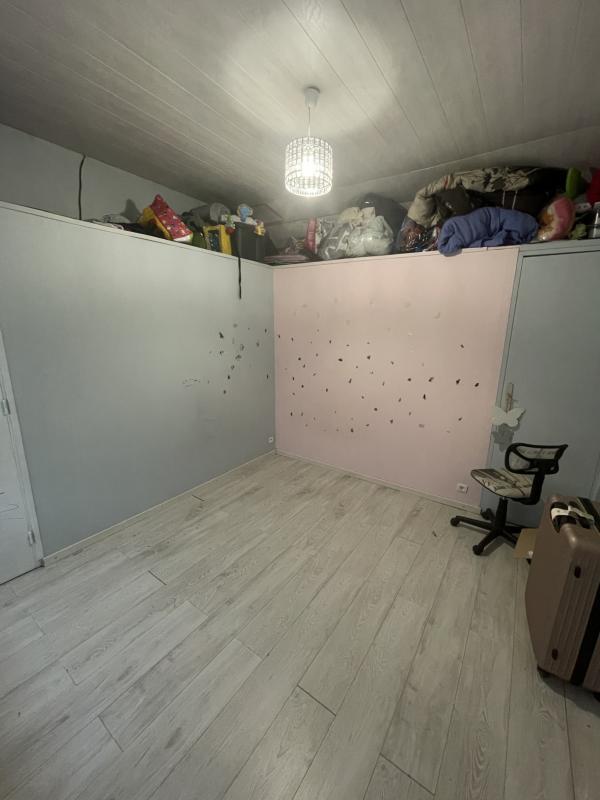 Maison - 152 m² - 9 pièces