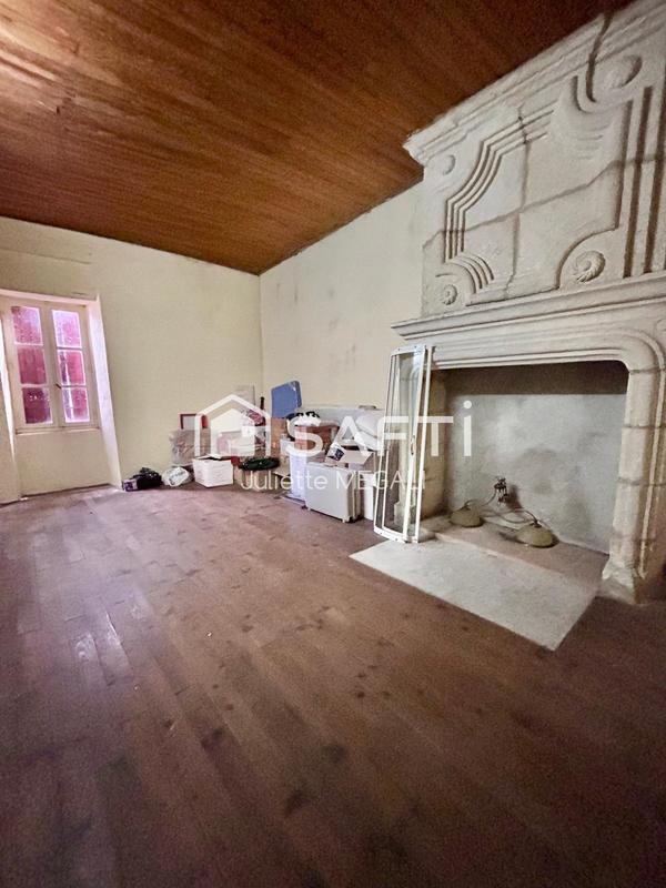 Maison - 450 m² - 16 pièces