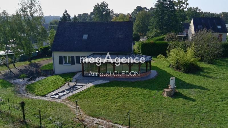 Maison - 205 m² - 9 pièces