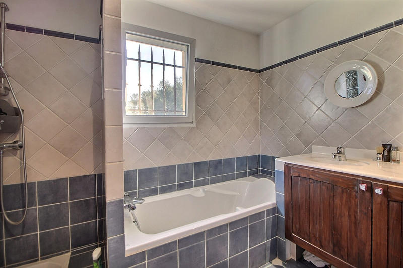 Maison - 155 m² - 6 pièces