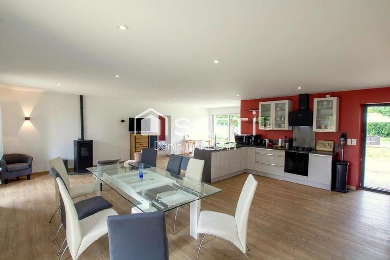 Maison - 130 m² - 6 pièces